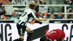 Momen Anthony Gordon Vs Van Dijk: Tekel Keras yang Tinggalkan Bekas
