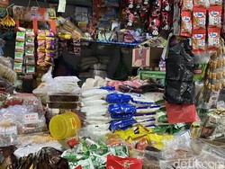 Beras Premium Langka di Pasar Bulu Semarang