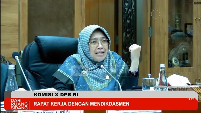 Dana Pendidikan Rekor, Kok Anggaran Kemendikdasmen Malah Menyusut?