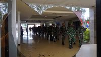 Demo Ricuh di Sorong, Fasilitas Pemerintah hingga Rumah Gubernur Dirusak