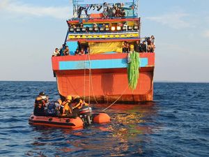 Hilang di Laut Raas Sumenep, ABK Kapal Ditemukan Tak Bernyawa Hilang di Laut Raas Sumenep, ABK Kapal Ditemukan Tak Bernyawa