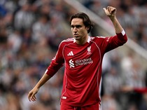 Chiesa Dianaktirikan Slot, Jadi Pemain Terbaik Liverpool