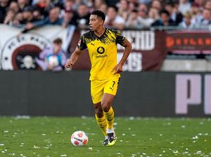 Aturan Baru Dortmund: Keluarga Pemain Dilarang ke Ruang Ganti! Aturan Baru Dortmund: Keluarga Pemain Dilarang ke Ruang Ganti!