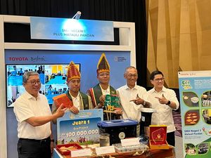 Juara 1 Toyota Eco Youth ke-13 Lahirkan Inovasi Listrik dari Limbah Cangkang Kepiting Juara 1 Toyota Eco Youth ke-13 Lahirkan Inovasi Listrik dari Limbah Cangkang Kepiting