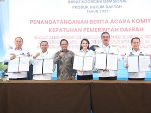 Tito Minta Pemda Pertimbangkan Kondisi Sosial Saat Menyusun Produk Hukum Tito Minta Pemda Pertimbangkan Kondisi Sosial Saat Menyusun Produk Hukum