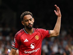 Matheus Cunha Mirip Eric Cantona