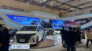 Pameran Otomotif GIIAS Surabaya 2025