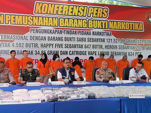 Kado HUT RI, Polda Riau Bongkar Kasus Sabu Rp 42,5 M Kado HUT RI, Polda Riau Bongkar Kasus Sabu Rp 42,5 M