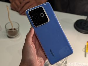 Ulang Tahun ke-7, Realme Pamer HP Pertama dengan Pendingin AC Ulang Tahun ke-7, Realme Pamer HP Pertama dengan Pendingin AC