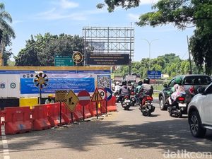 Ada Titik Galian Baru di TB Simatupang, Tutupi Hampir Setengah Jalan Ada Titik Galian Baru di TB Simatupang, Tutupi Hampir Setengah Jalan