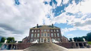 Taman Dalam Istana Het Loo Apeldoorn yang Cantik