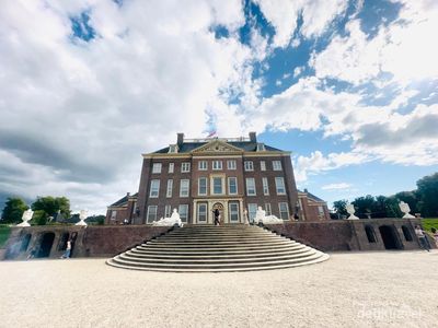 Taman Dalam Istana Het Loo Apeldoorn yang Cantik