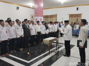 Wali Kota Aji Man Demosi Sekda Bima Jadi Staf Ahli Wali Kota Aji Man Demosi Sekda Bima Jadi Staf Ahli