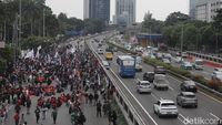 Ada Demo Buruh, Jalan Gatsu Depan DPR Ditutup