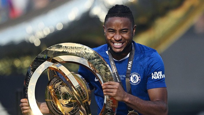 EAST RUTHERFORD, NEW JERSEY - JULY 13: Christopher Nkunku of Chelsea celebrates during award cerimony of the FIFA Club World Cup 2025 final match between Chelsea FC and Paris Saint-Germain at MetLife Stadium on July 13, 2025 in East Rutherford, New Jersey. (Photo by Image Photo Agency/Getty Images)