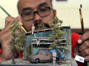 Miniatur Mobil Klasik Made in Malang Tembus Pasar Internasional