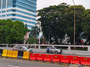 Sempat Ditutup Imbas Demo Ricuh, Tol Dalam Kota Kembali Dibuka