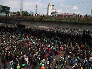 Gelombang Aksi Massa Meluas, Pengusaha Minta Pemerintah Jamin Keamanan Gelombang Aksi Massa Meluas, Pengusaha Minta Pemerintah Jamin Keamanan