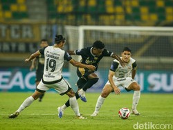 Pada pertandingan keempat Super League 2025/2026 di Banten International Stadium, Serang, Jumat (29/8/2025) malam WIB, Dewa United dan Persija menurunkan skuad terbaiknya.