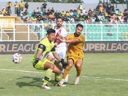 Bhayangkara FC Taklukan Persis Solo 2-0 di Kandang