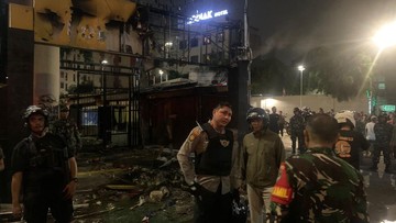 Peran 4 Pelaku Penyerangan Polsek Jatinegara: Provokator-Lempar Molotov