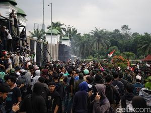 Video: Artikel Wall Street Journal soal Demo Indonesia Soroti Data BPS Video: Artikel Wall Street Journal soal Demo Indonesia Soroti Data BPS