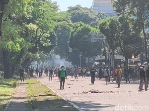 Video Situasi Terkini Mako Brimob di Kwitang yang Diserbu Massa Video Situasi Terkini Mako Brimob di Kwitang yang Diserbu Massa