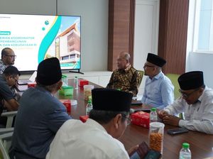 KLB Campak, MUI Jatim Buka Peluang Vaksin MR Mengandung Babi Dibolehkan KLB Campak, MUI Jatim Buka Peluang Vaksin MR Mengandung Babi Dibolehkan