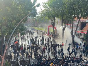 Kata Pakar Pendidikan Soal Keterlibatan Anak dalam Demo Rusuh Kata Pakar Pendidikan Soal Keterlibatan Anak dalam Demo Rusuh