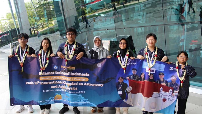 Keren! Pelajar Indonesia Sabet Emas di Olimpiade Astronomi Internasional, Lawan Puluhan Negara!