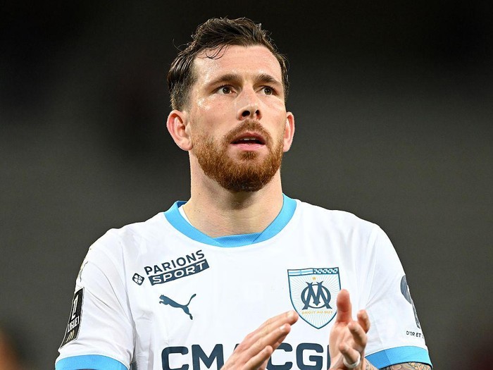 LILLE - Pierre Emile Hojbjerg of Olympique de Marseille during the French Ligue 1 match between Lille OSC and Olympique Lyonnais at the Pierre-Mauroy Stadium on May 4, 2025 in Lille, France. ANP | Hollandse Hoogte | Gerrit van Keulen (Photo by ANP via Getty Images)