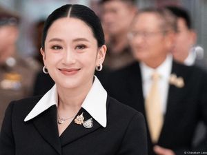 PM Paetongtarn di Ambang Putusan Mahkamah Thailand PM Paetongtarn di Ambang Putusan Mahkamah Thailand