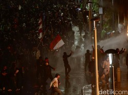 18 Lampu Merah di Jakarta Rusak Imbas Demo, Pemprov Segera Perbaiki