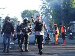 Polantas Sempat Diculik dan Disandera Massa saat Ricuh di Jaktim