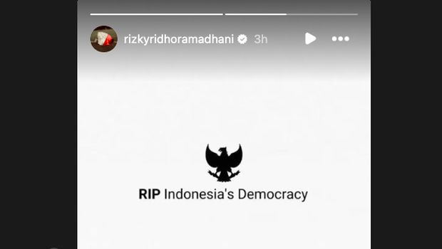 Rizky Ridho mengunggah story soal demokrasi Indonesia di Instagram, Jumat (29/8).