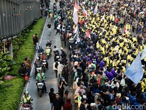 Imbauan untuk Anggota DPR Agar Jaga Kata-kata Tak Melukai Rakyat Imbauan untuk Anggota DPR Agar Jaga Kata-kata Tak Melukai Rakyat