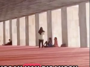 Viral Jemaah Istiqlal Dimarahi Petugas dengan Toa, Begini Kejadian Sebenarnya Viral Jemaah Istiqlal Dimarahi Petugas dengan Toa, Begini Kejadian Sebenarnya