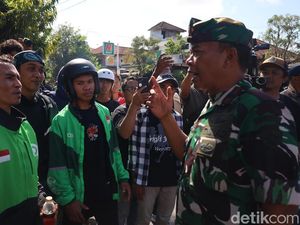 Video: Aksi Demo Buntut Tewasnya Affan Kurniawan, Massa Serbu Mapolda Bali Video: Aksi Demo Buntut Tewasnya Affan Kurniawan, Massa Serbu Mapolda Bali