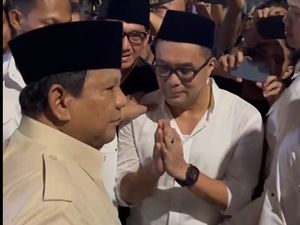 Kunjungi Rumah Duka Affan Kurniawan, Prabowo Turut Disambut Dirut GoTo