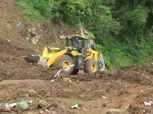 Longsor di Piket Nol Putuskan Jalur Lumajang-Malang, Ini Upaya BPBD