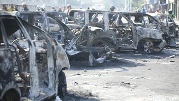 Bedakan Demonstran dan Perusuh