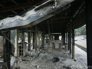 Pemerintah Turun Tangan Perbaiki Fasilitas Umum Imbas Aksi Massa Pemerintah Turun Tangan Perbaiki Fasilitas Umum Imbas Aksi Massa