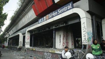 22 Halte TransJ Rusak, Pramono Target Perbaikan Rampung 9 September