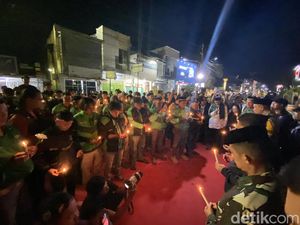 Massa Ojol Orasi di Depan Polres Parepare, Solidaritas untuk Affan-Dandi Massa Ojol Orasi di Depan Polres Parepare, Solidaritas untuk Affan-Dandi