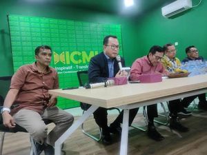 ICMI Serukan Sikap Bijak Hadapi Situasi Politik dan Gelombang Demonstrasi ICMI Serukan Sikap Bijak Hadapi Situasi Politik dan Gelombang Demonstrasi