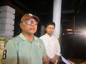 Ultimatum Polisi pada Perusuh yang Bakar Gedung Negara Grahadi Surabaya Ultimatum Polisi pada Perusuh yang Bakar Gedung Negara Grahadi Surabaya