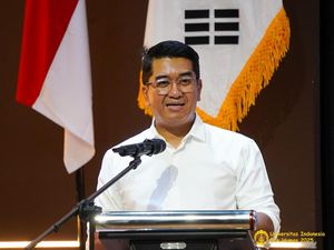 UI: Masyarakat Indonesia Tenang-Tahan Diri, Adakan Kebijakan Ekonomi Pro-Rakyat UI: Masyarakat Indonesia Tenang-Tahan Diri, Adakan Kebijakan Ekonomi Pro-Rakyat
