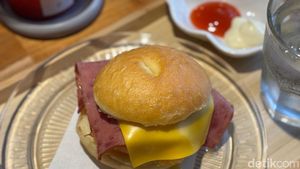 Tersembunyi di Tebet! Ada Karamaki dan Tamago Donat di Sini