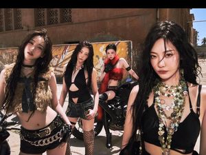Aespa Comeback dengan Konsep Sexy Glam, Busana Dikritik Terlalu Terbuka Aespa Comeback dengan Konsep Sexy Glam, Busana Dikritik Terlalu Terbuka