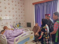 Aliansi Ojol Jenguk Polisi Korban Kericuhan: Bentuk Simpati Kami ke Kepolisian